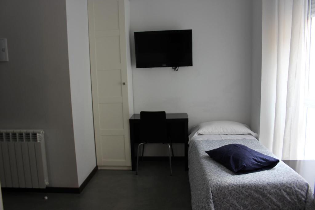 Hostal Cibeles มาดริด ภายนอก รูปภาพ