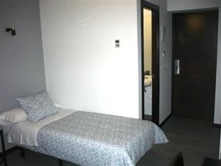 Hostal Cibeles มาดริด ภายนอก รูปภาพ